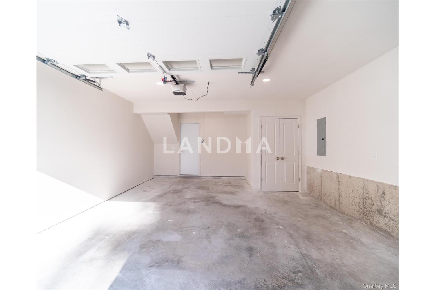 306 Regent Street  Unit B 官网图片 21