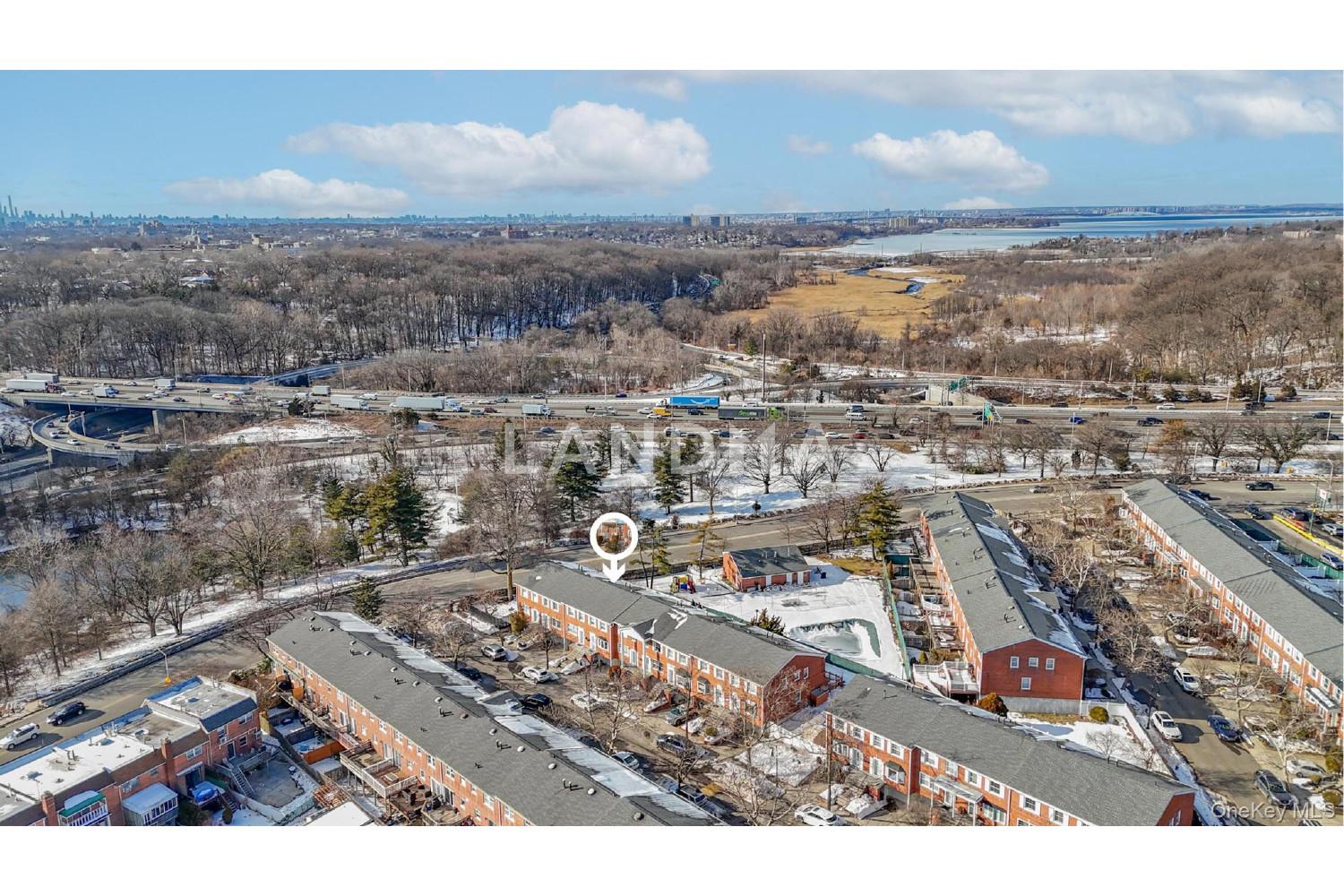 6305 Douglaston  Unit A 官网图片 28