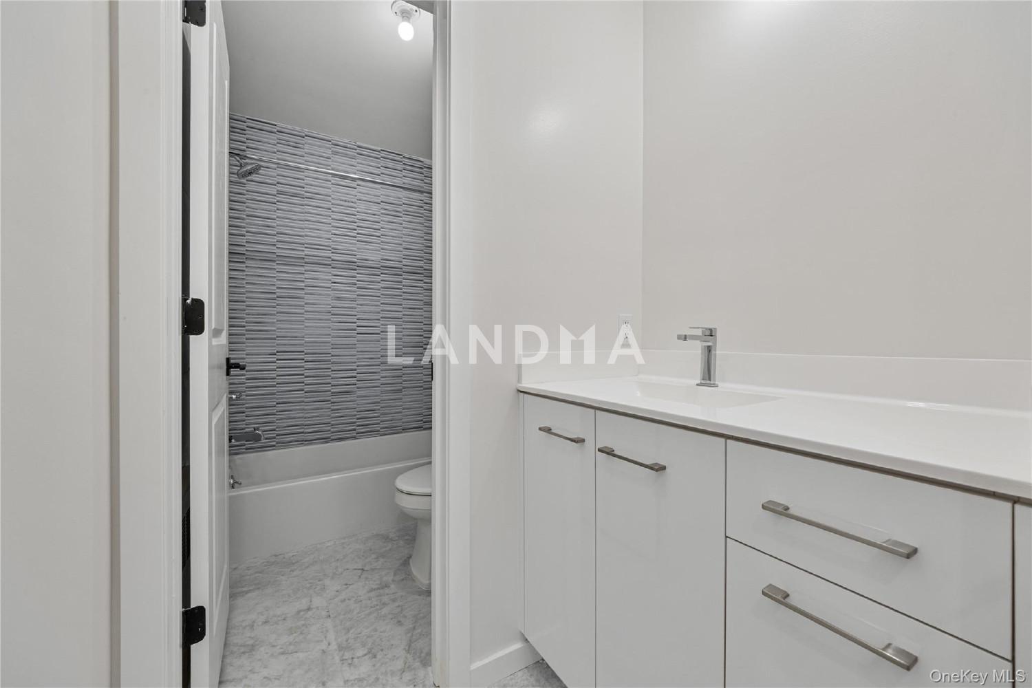 472 W Central Avenue  Unit 204 官网图片 21