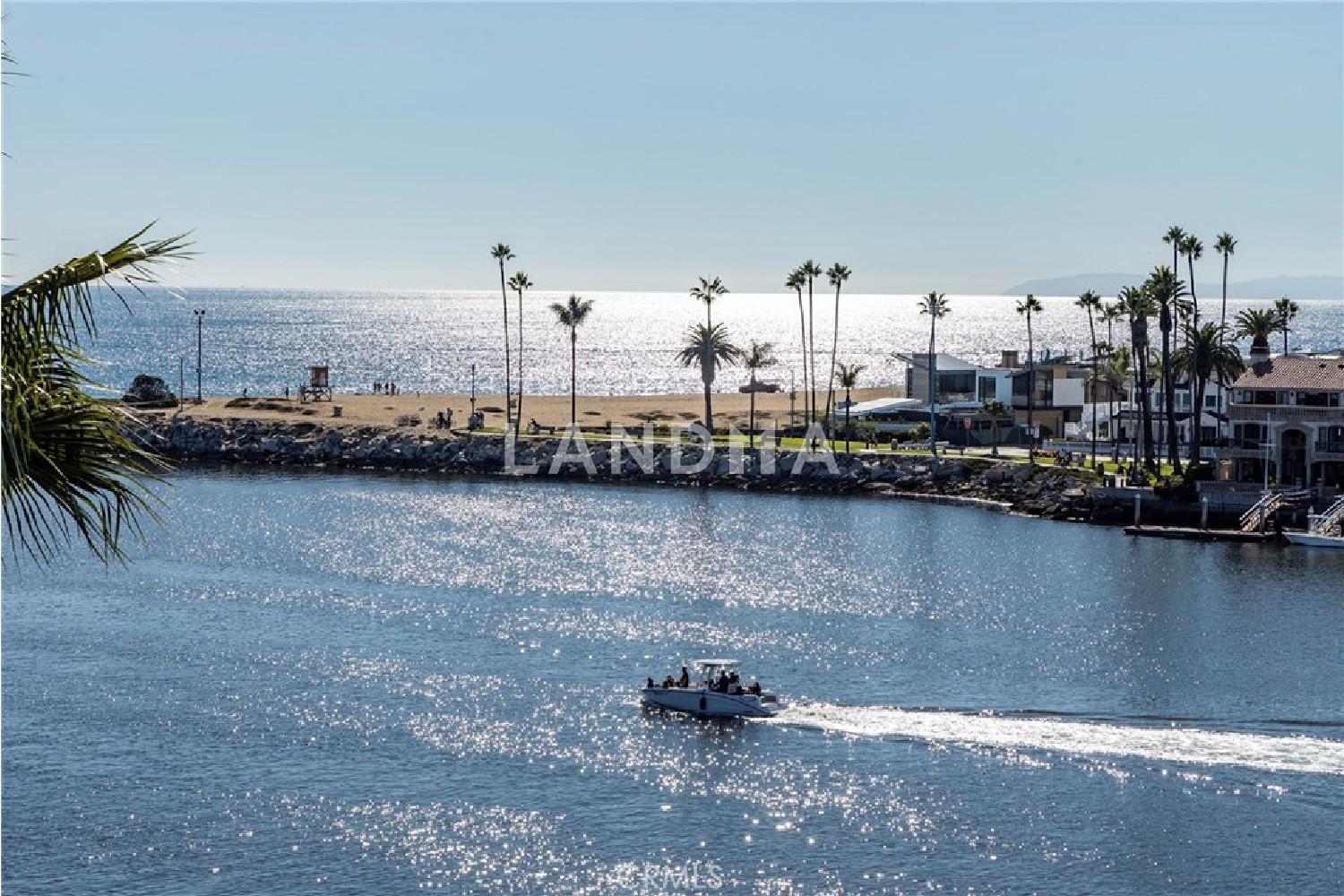 2525 Ocean Boulevard #6B/C