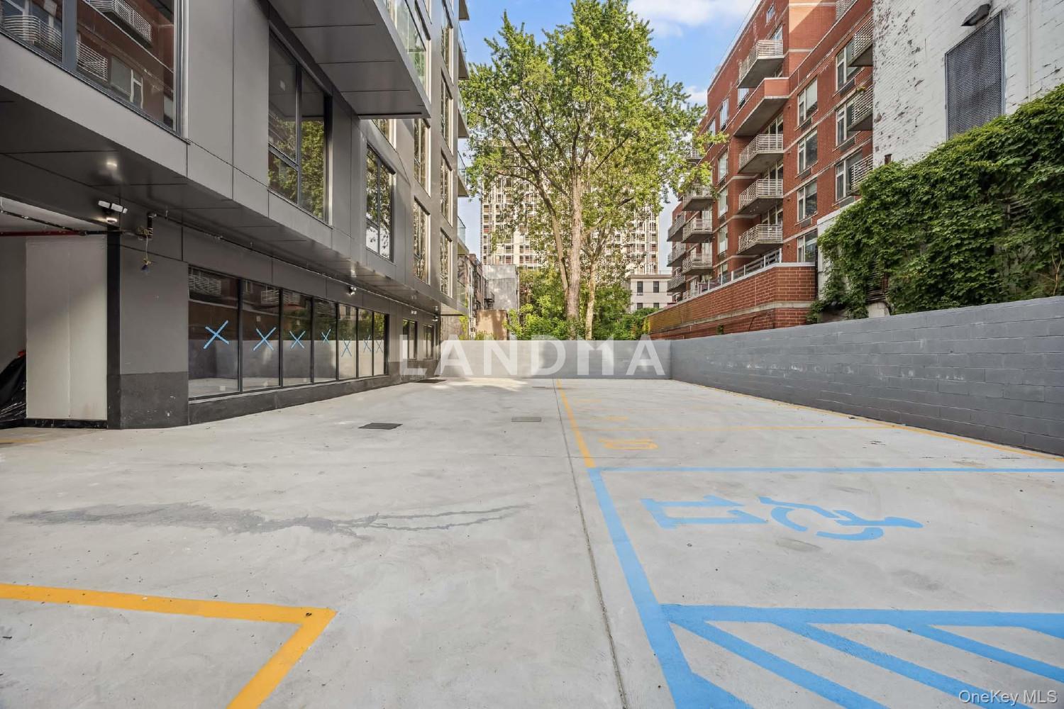 168 E 111th Street  Unit 2A 官网图片 44
