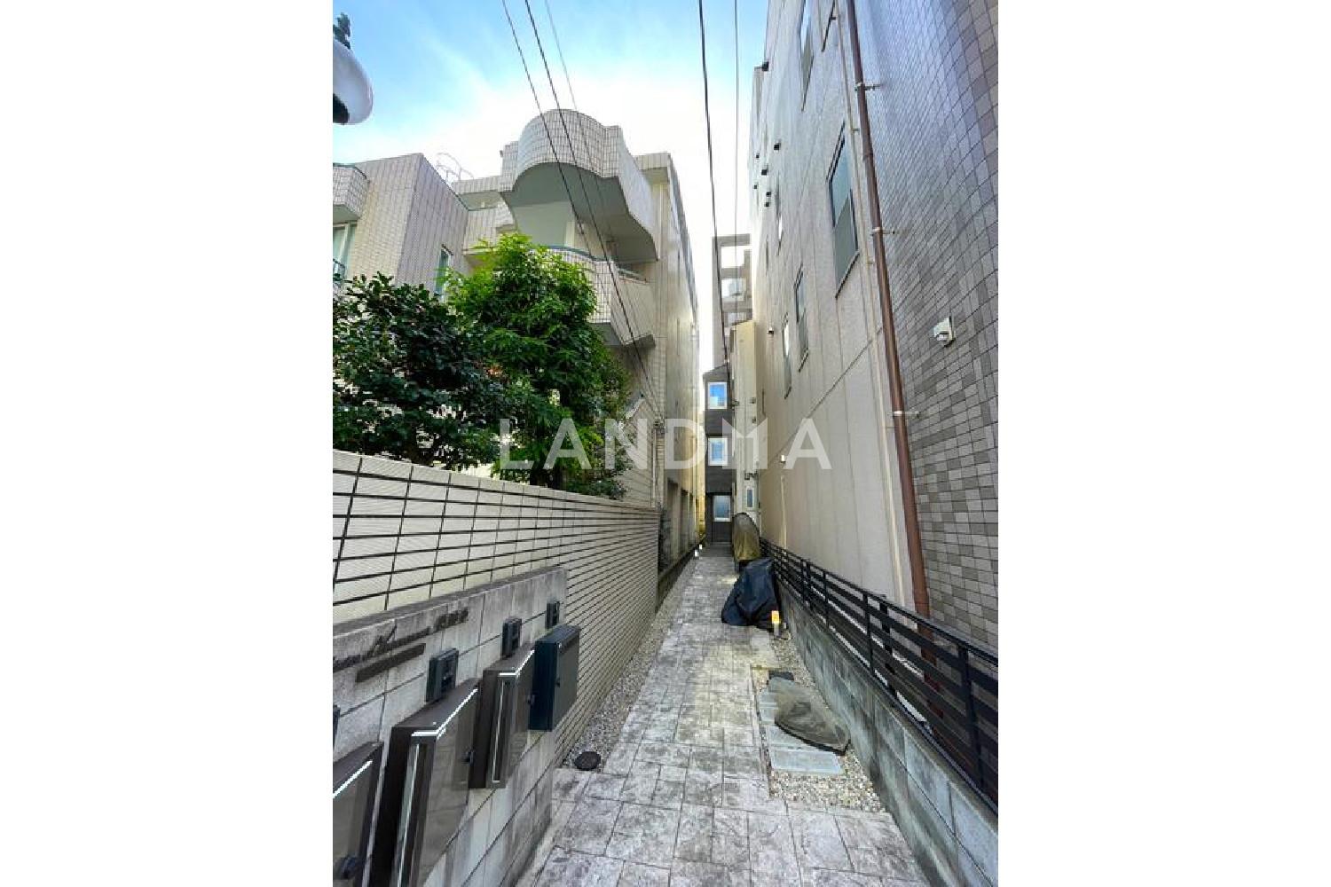 東京都港区東麻布1-17-4 一棟売りアパート 89.48㎡