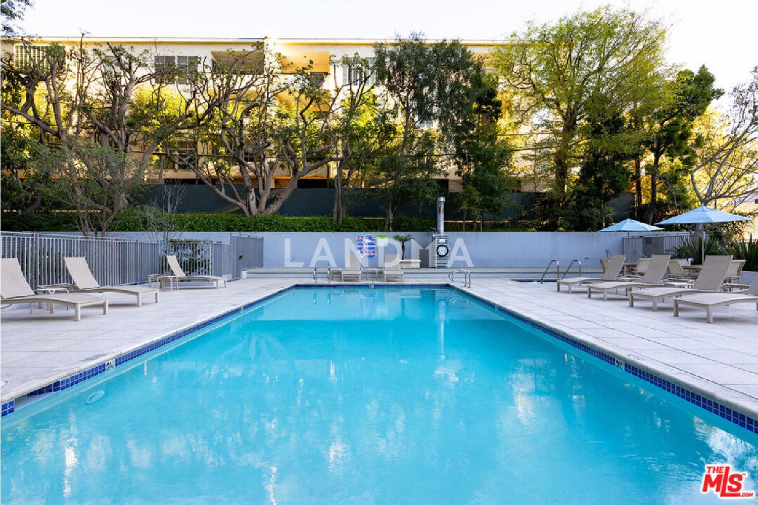 10450 Wilshire Boulevard #8A 官网图片 22