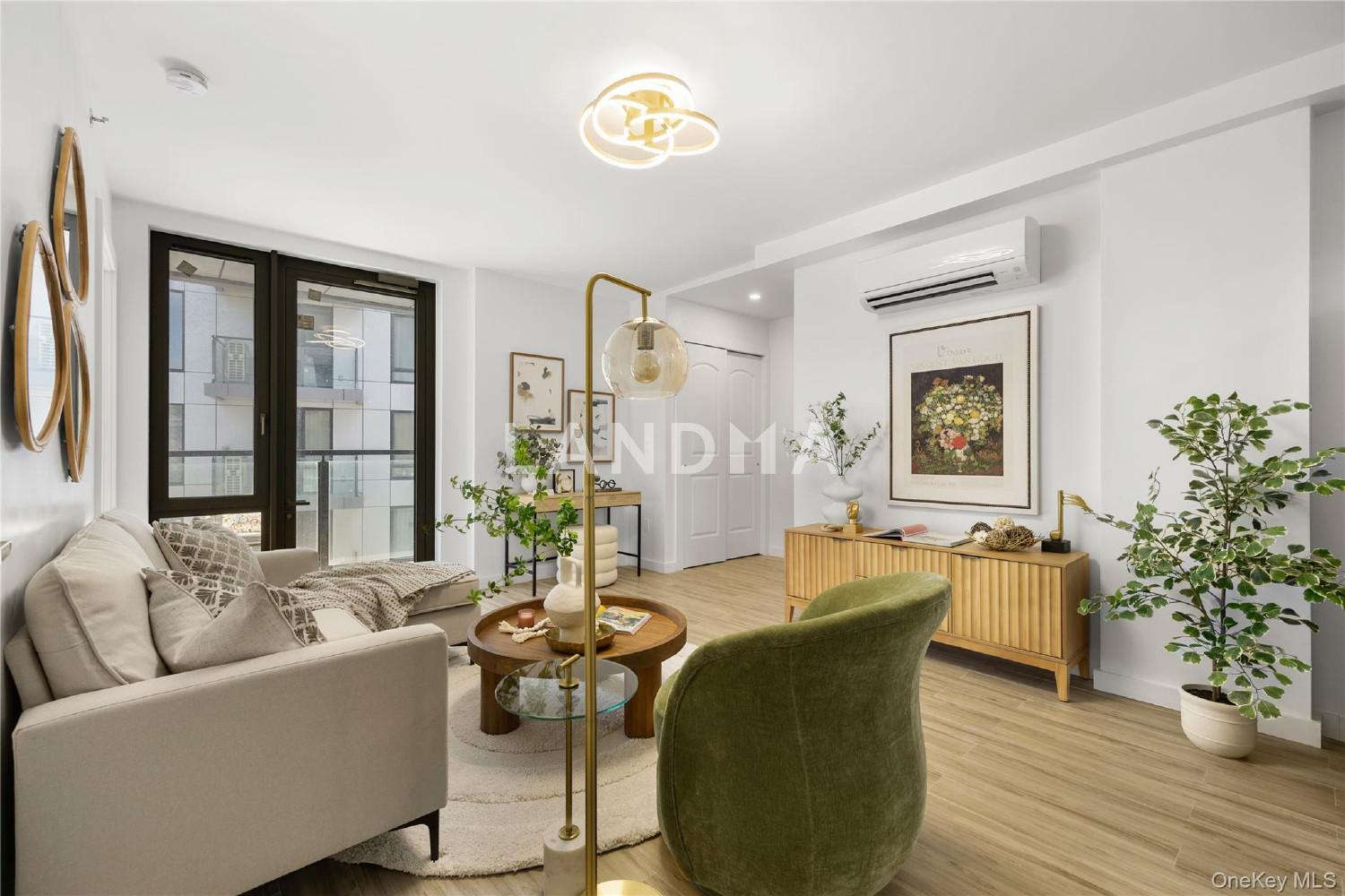 70-65 Queens Boulevard  Unit 8G 官网图片 4