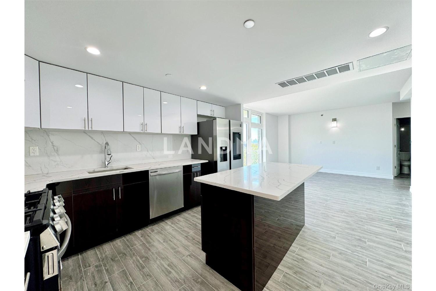 65-18 Austin St, Unit 7H 官网图片 4