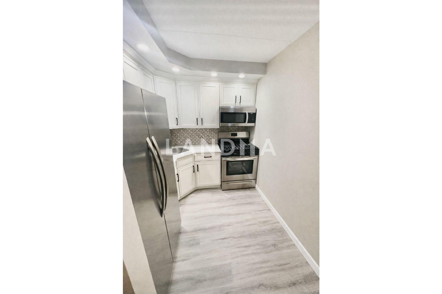 61-12 69th Street  Unit 2M 官网图片 5