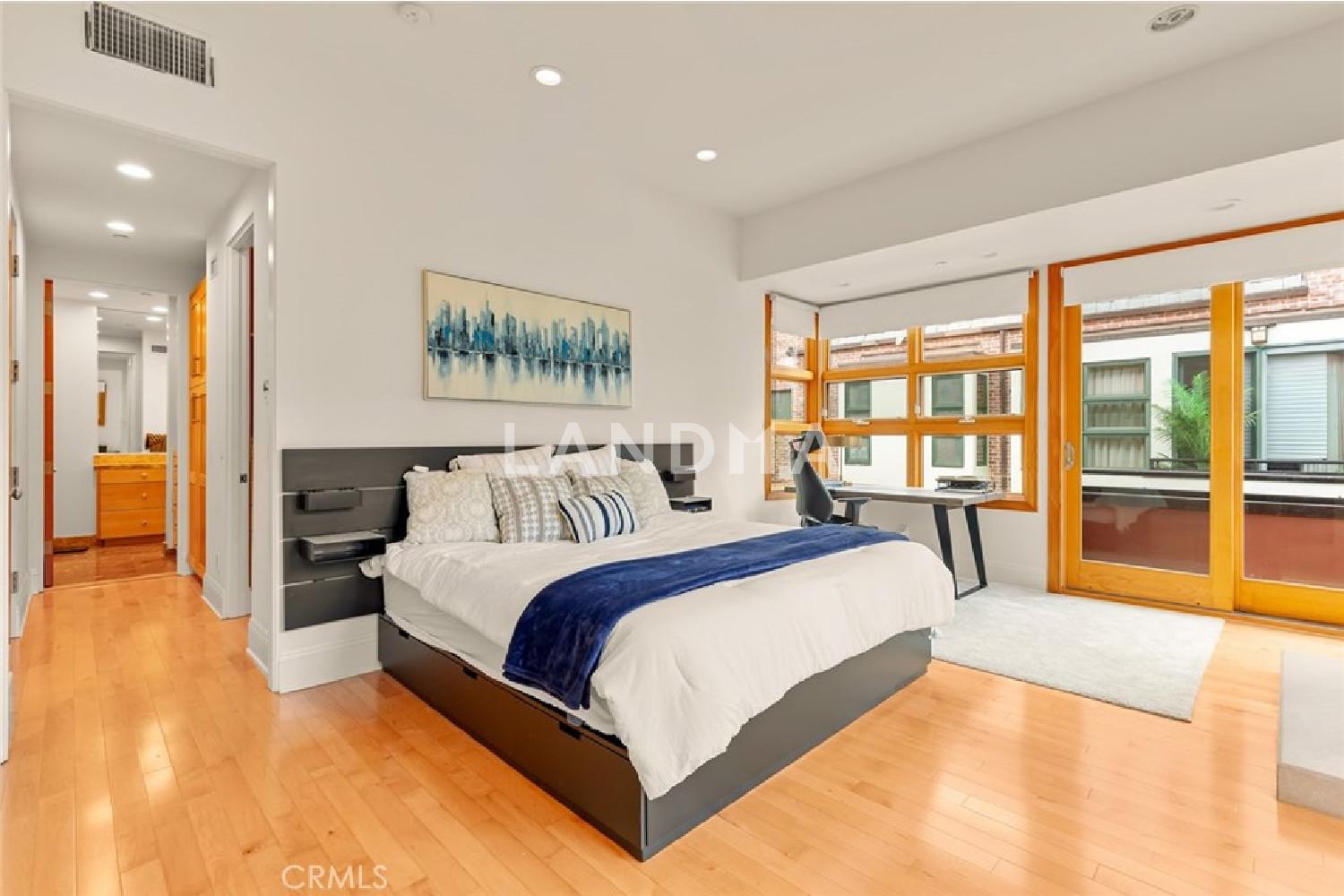 2323 S Beverly Glen Boulevard #9 官网图片 31