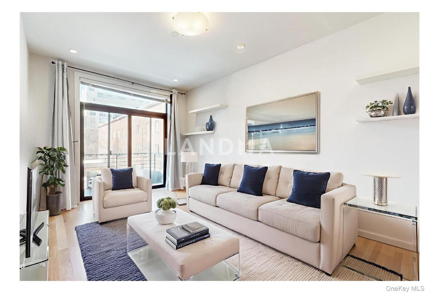 244 Franklin Avenue  Unit 3B