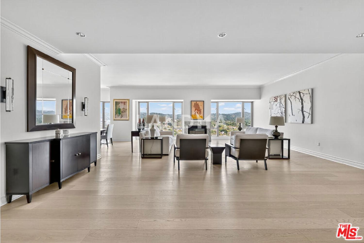 10727 Wilshire Boulevard #1802 官网图片 17