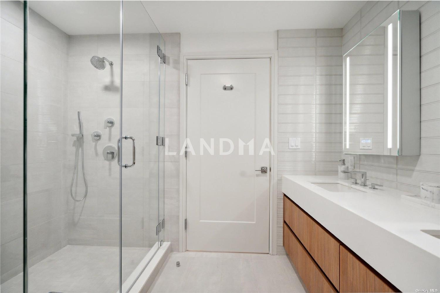 218 Middle Neck Road  Unit 108 官网图片 9