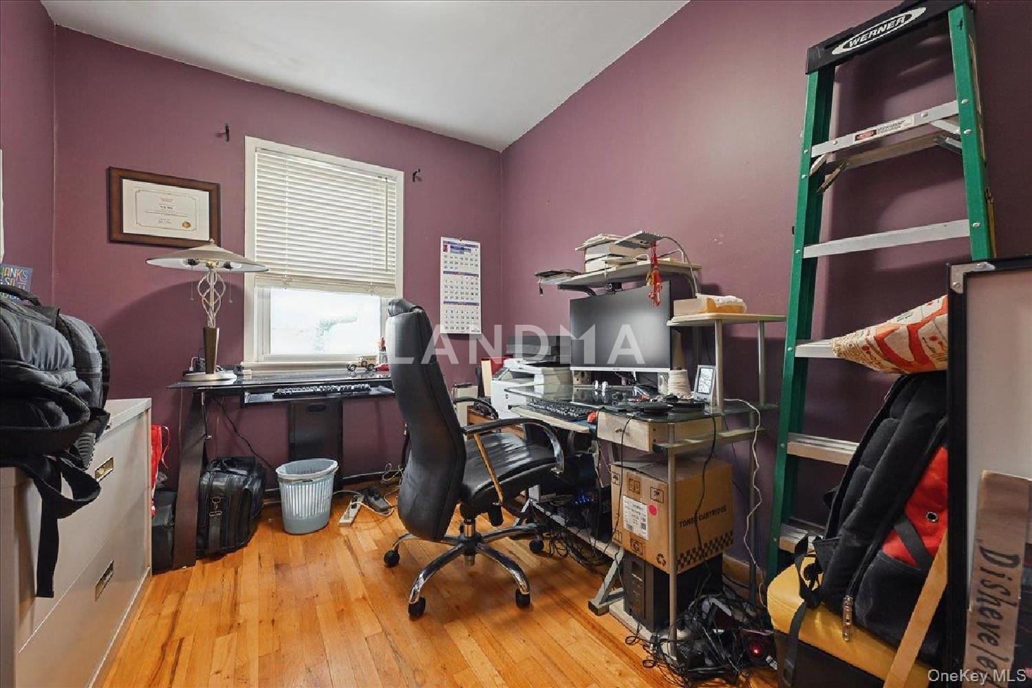 6239 Douglaston Parkway  Unit 19 官网图片 17