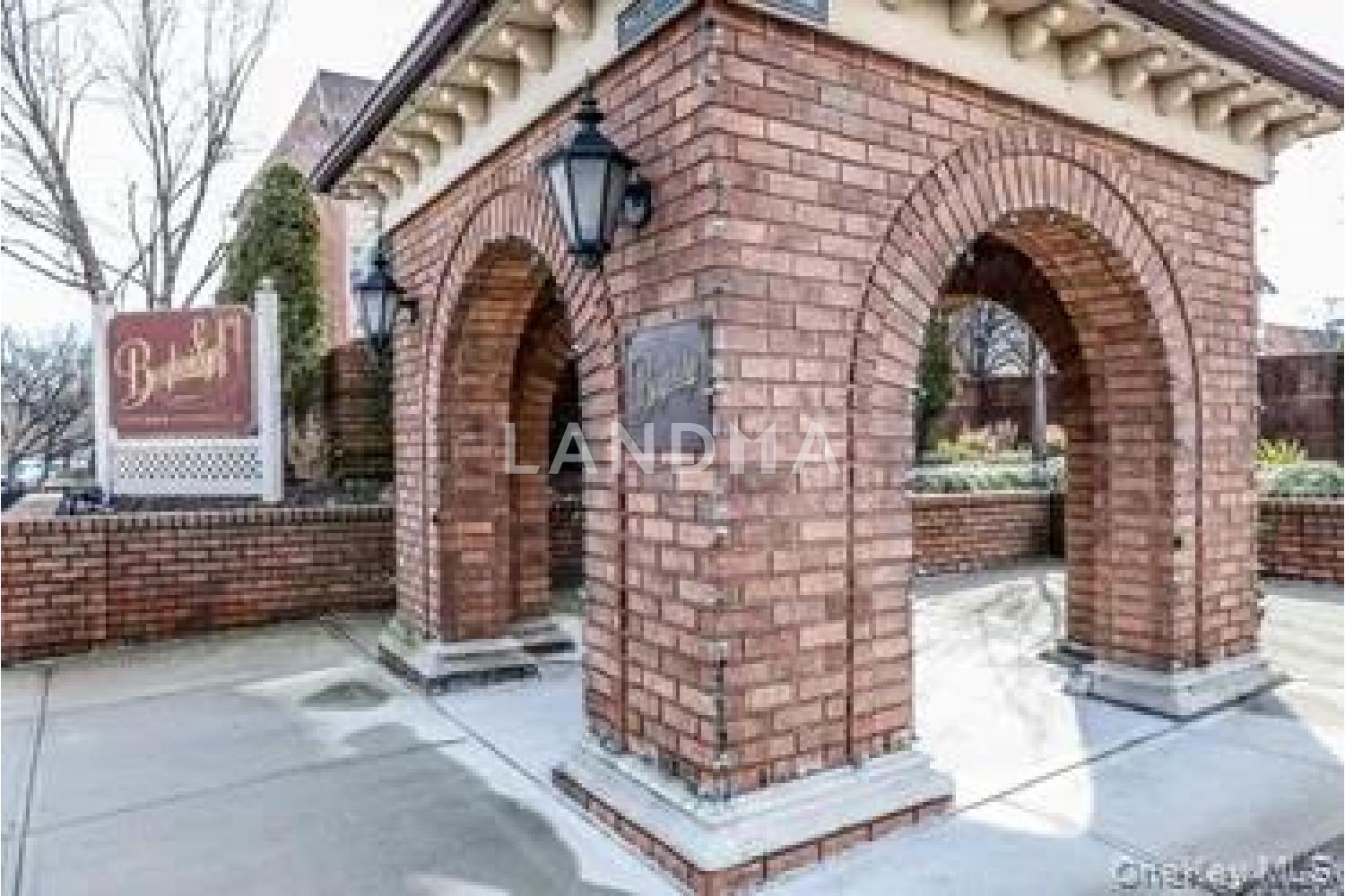 12-32 Diane Place  Unit 204 L 官网图片 20