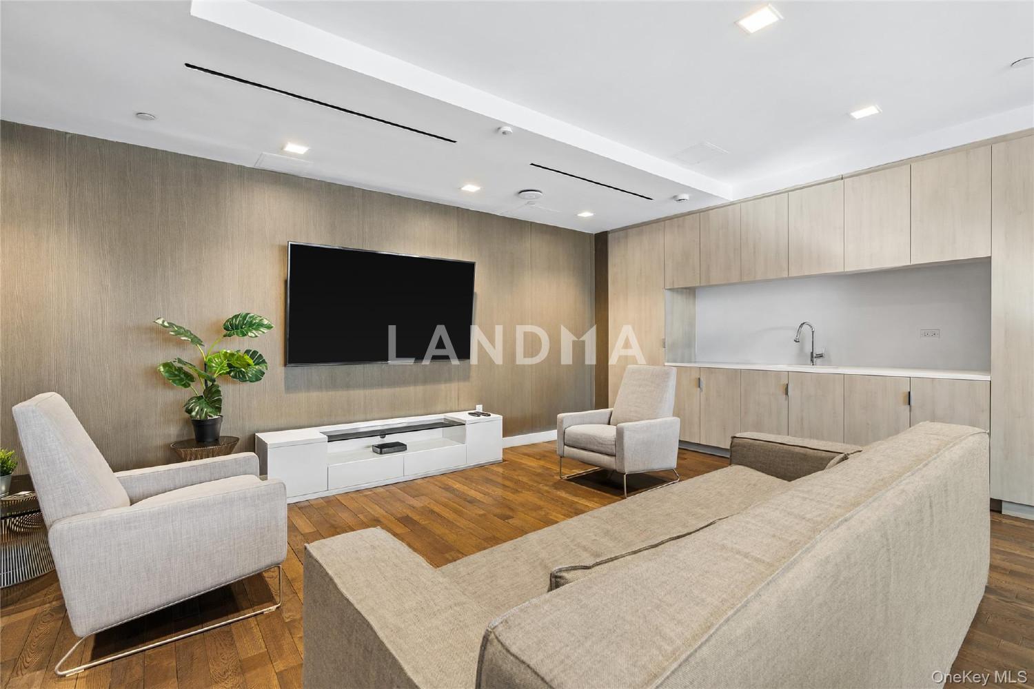 3432 35th Street  Unit 2D 官网图片 10