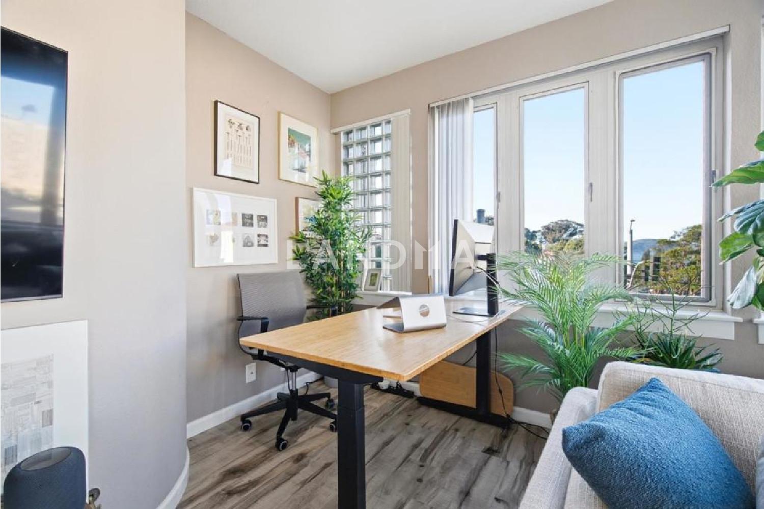1111 Bay Street #307 官网图片 13