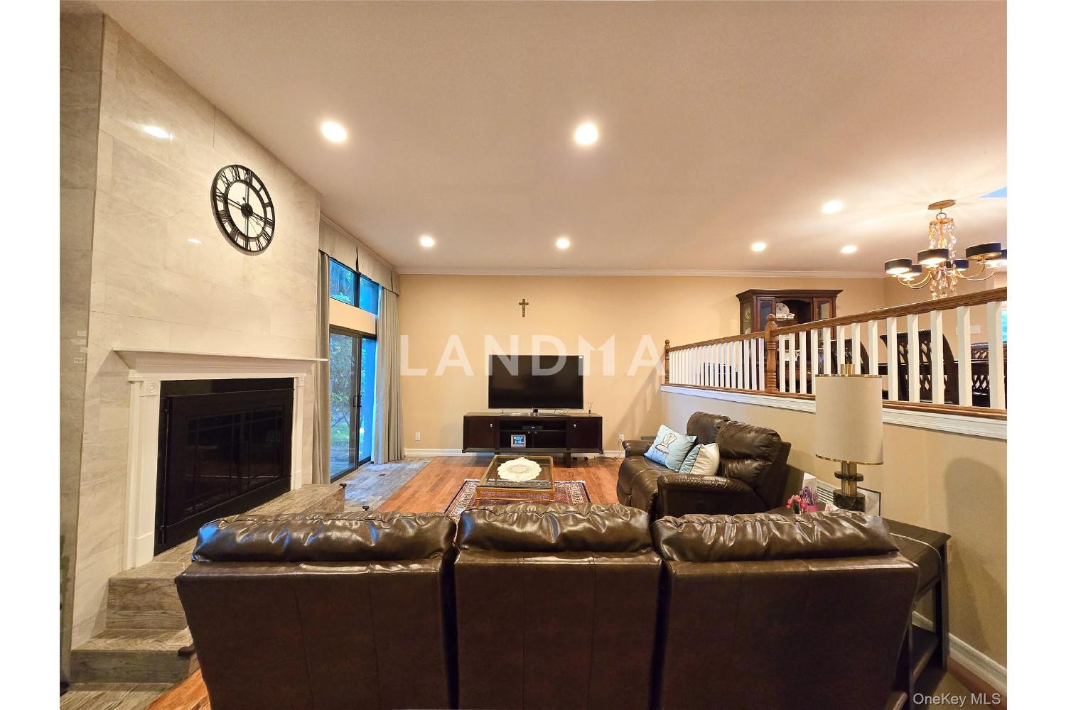 54 Acorn Ponds Drive  Unit 271 官网图片 29