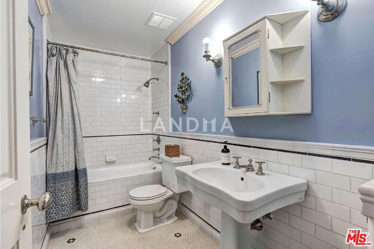 300 N Swall Drive #107 官网图片 11