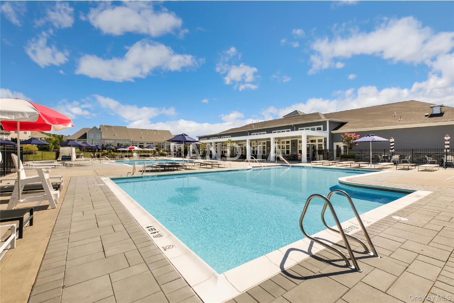 329 Silver Timber Drive  Unit 329 官网图片 8
