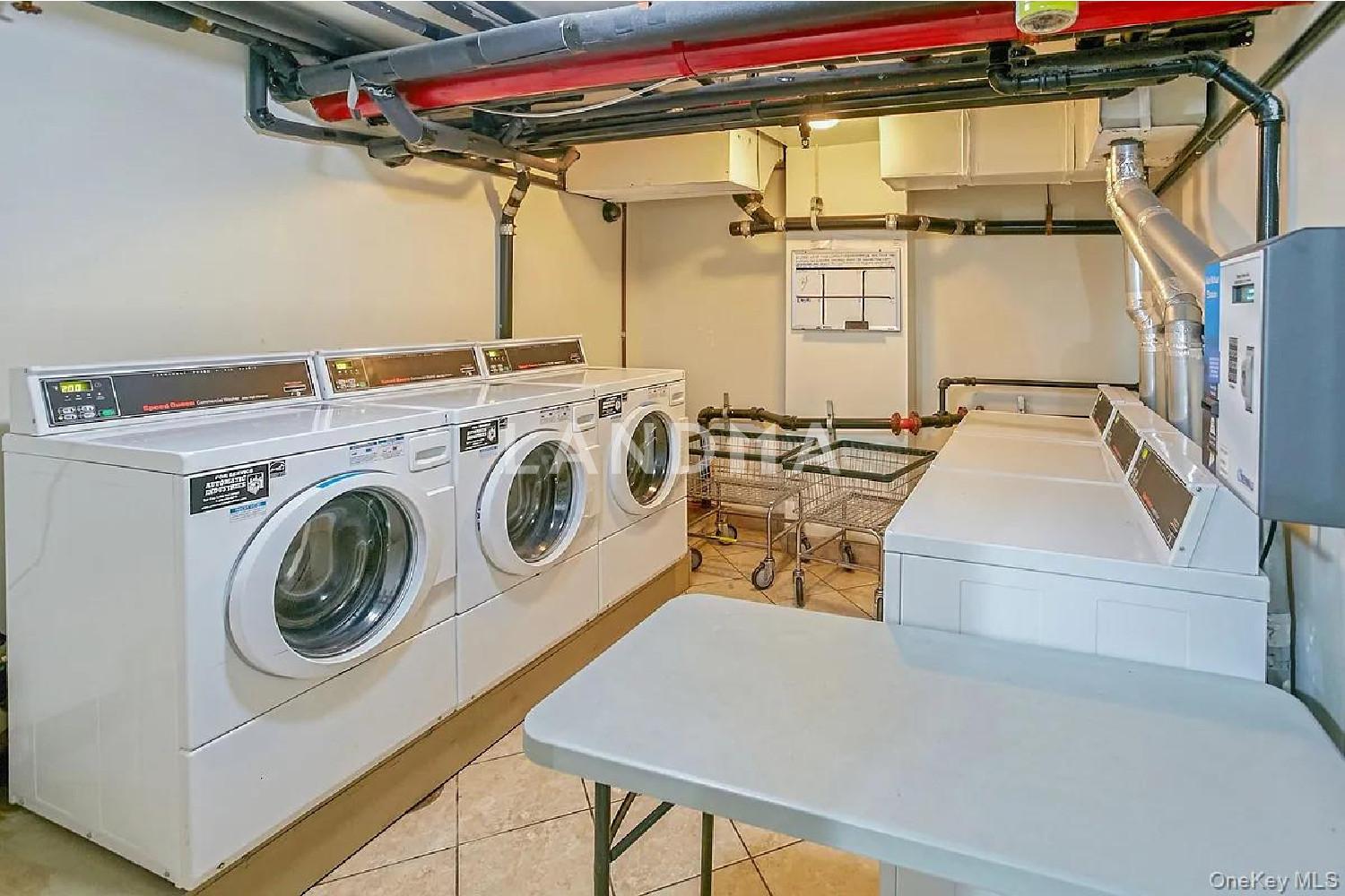 3286 41st Street Unit 3F 官网图片 9