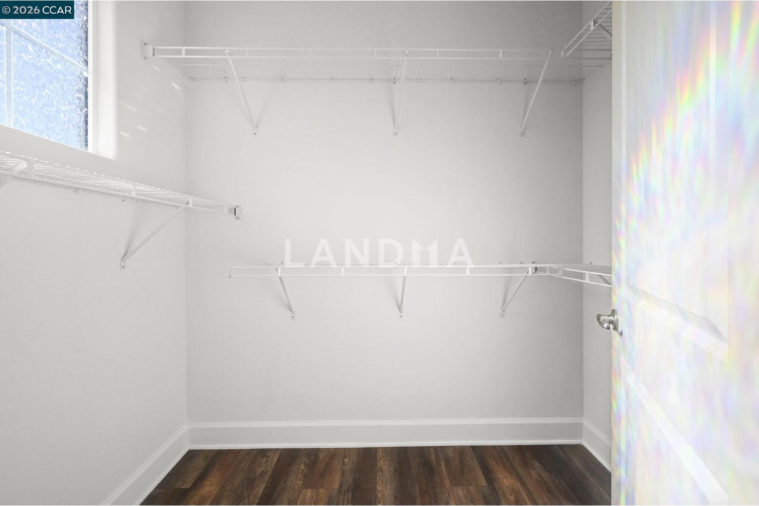 3827 BRANDING IRON PLACE 官网图片 28