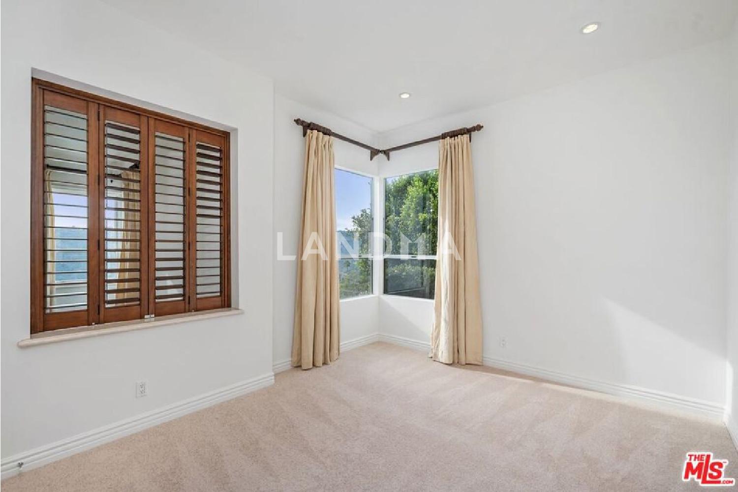 2042 Palisades Drive 官网图片 28