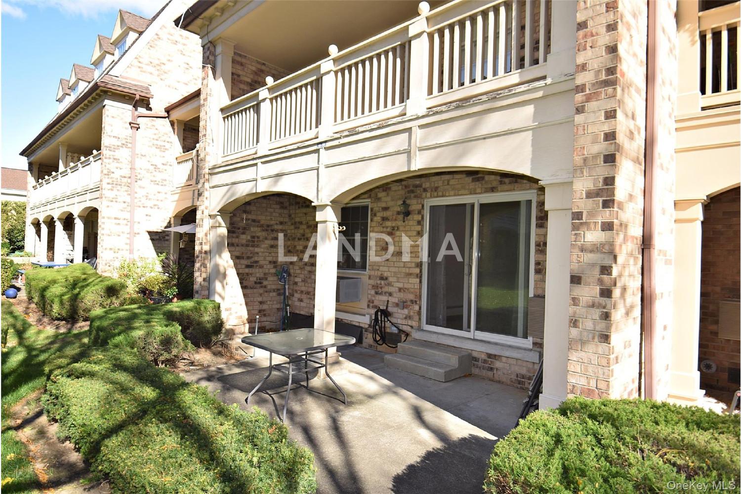 12-32 Diane Place  Unit 204 L 官网图片 10