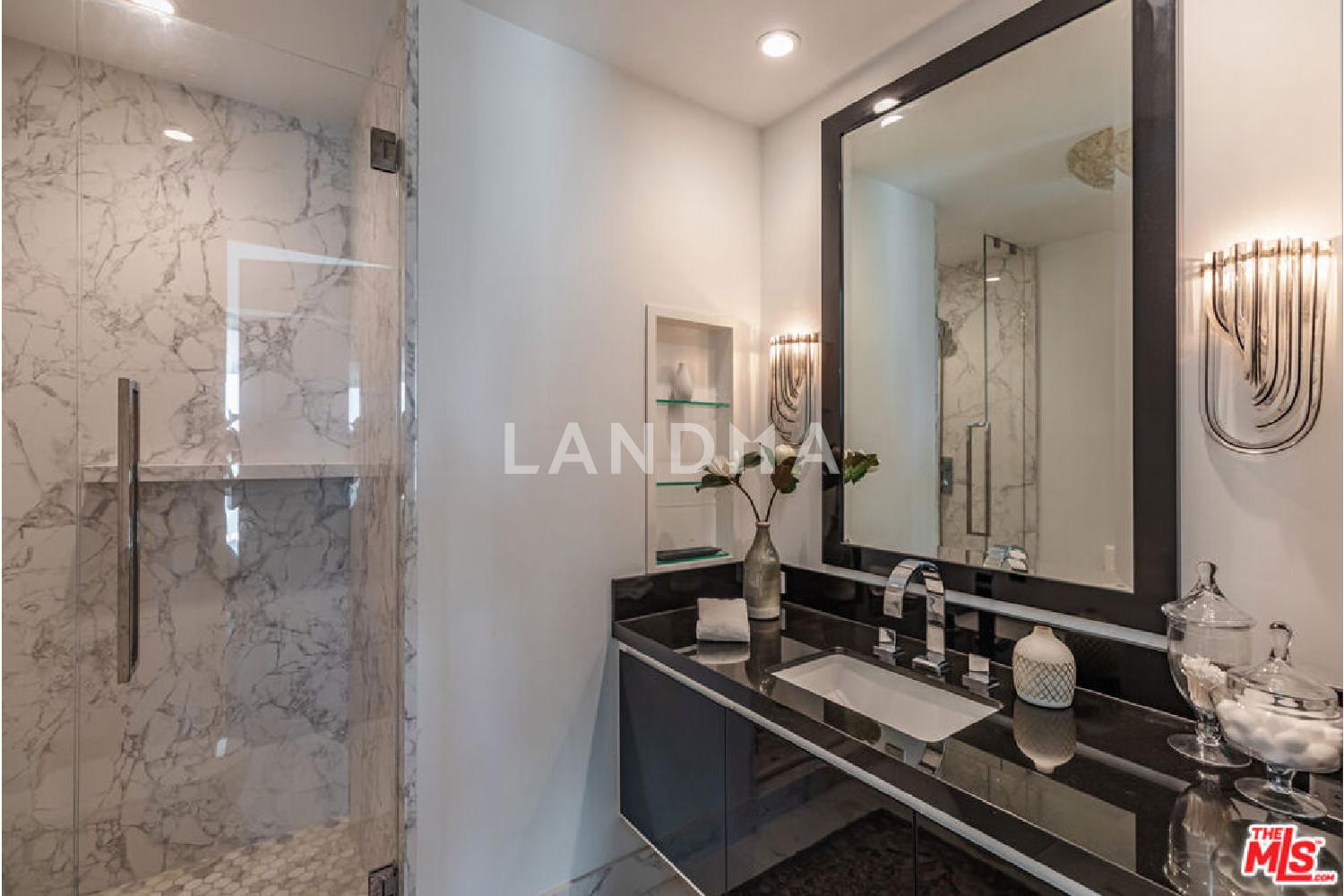 10727 Wilshire Boulevard #1702 官网图片 22