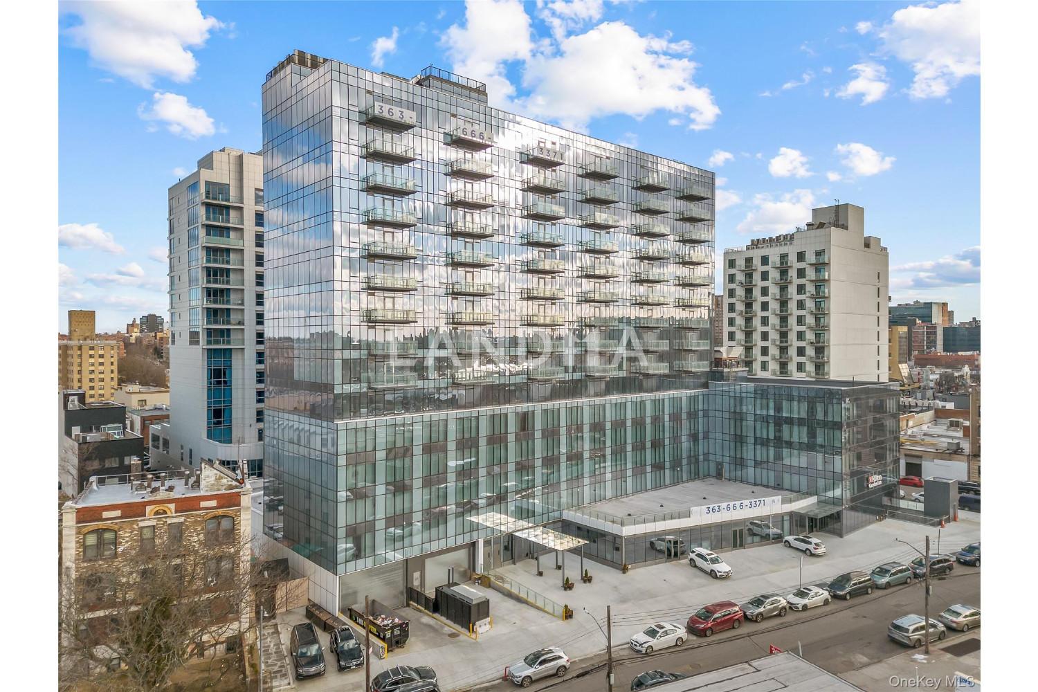 33-71 Prince Street  Unit 11H