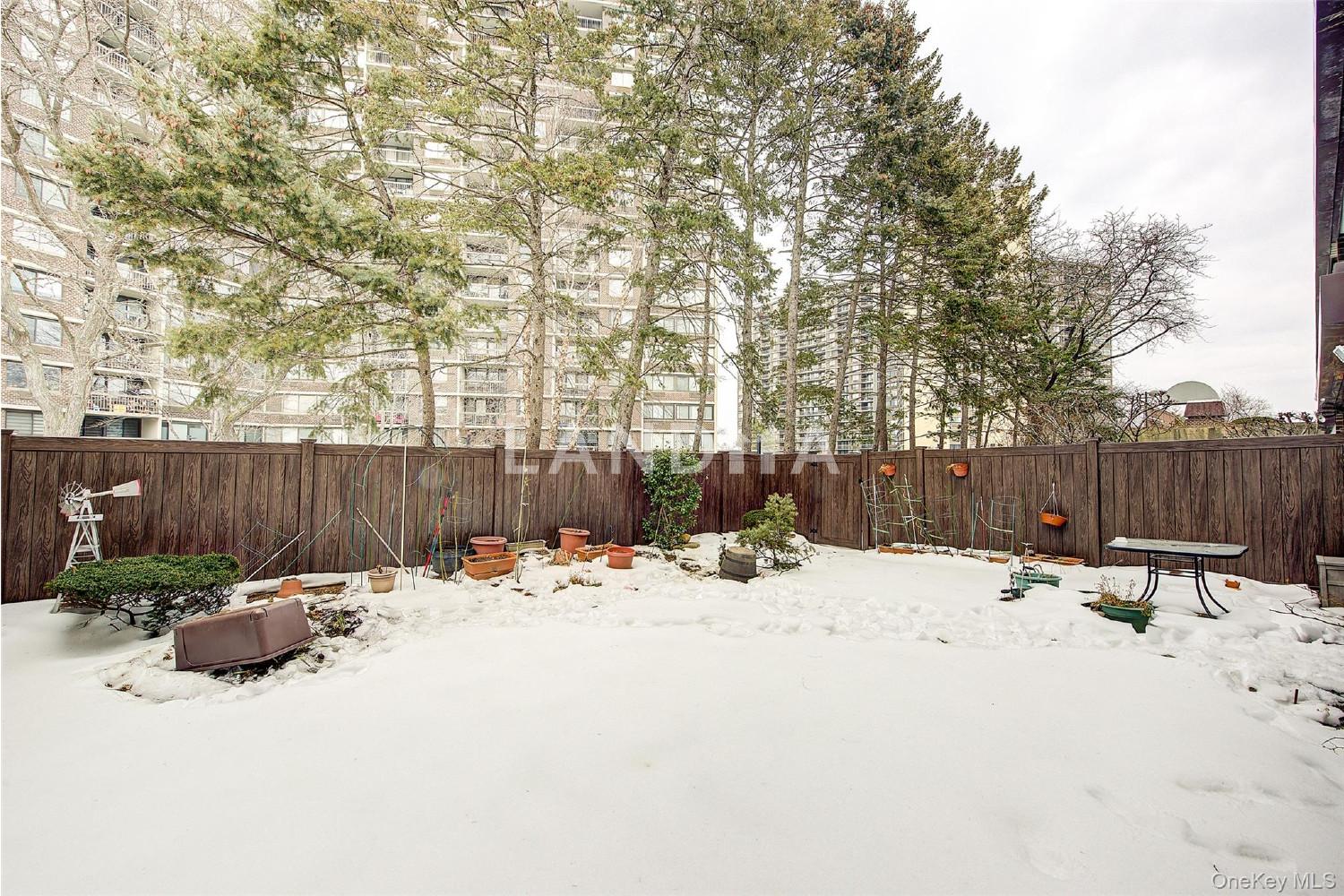 209-33 26th Avenue  Unit TJ 官网图片 26