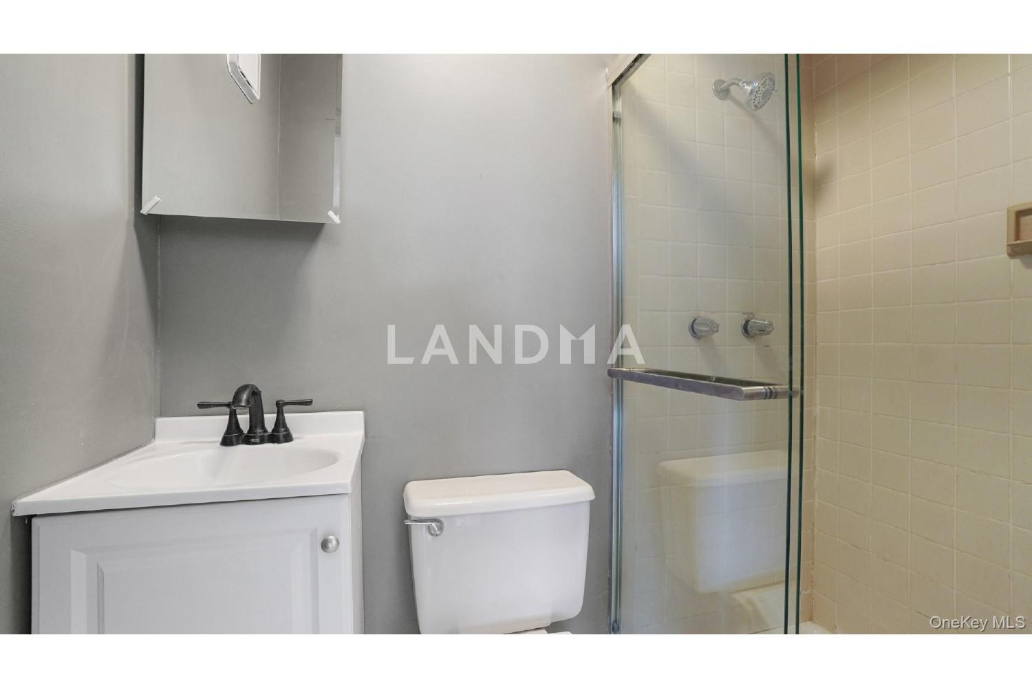 1364 E 92nd Street  Unit 101 官网图片 11