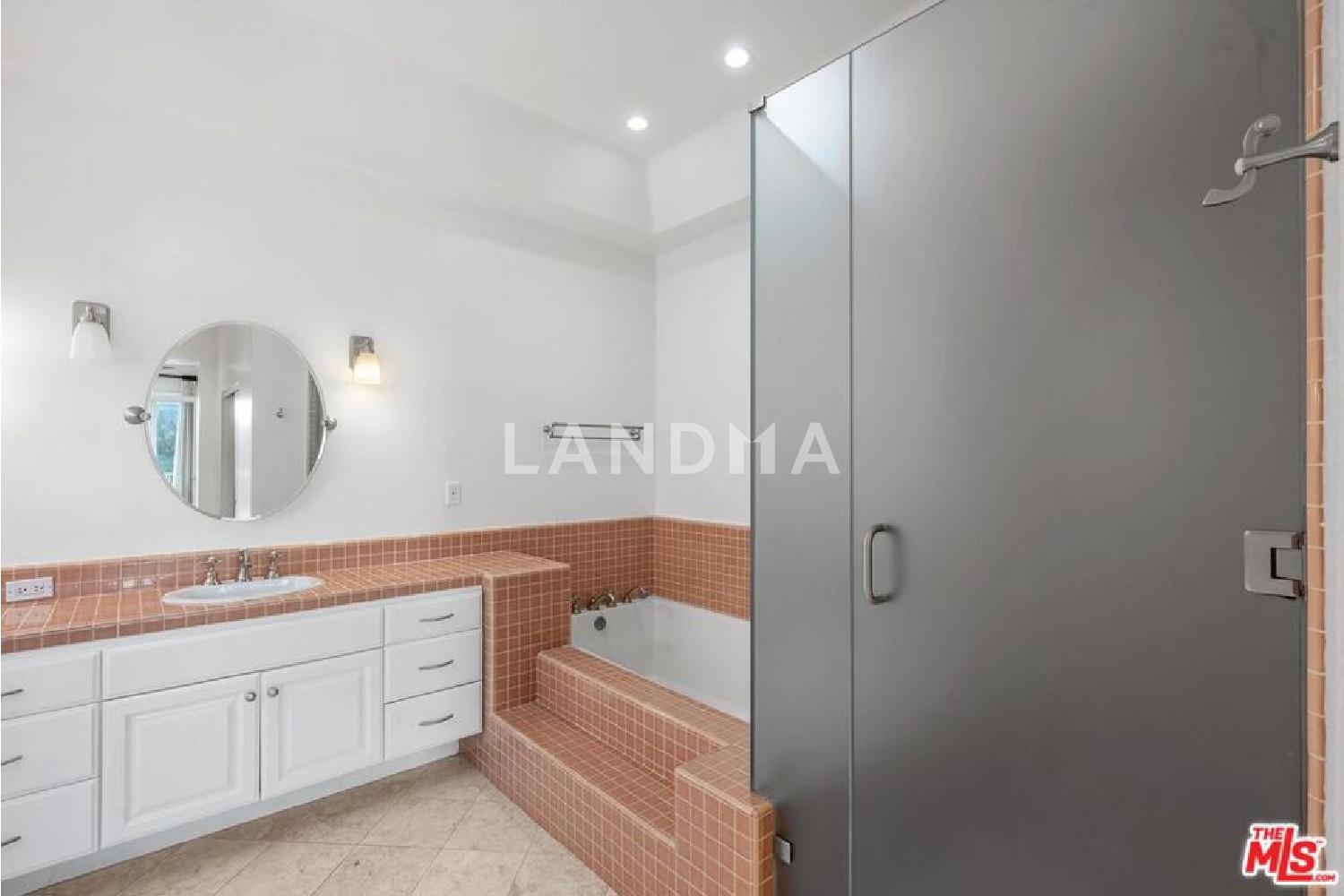 2042 Palisades Drive 官网图片 35
