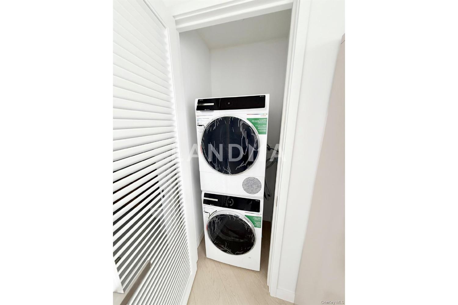 133-25 37 Avenue  Unit 17F 官网图片 7