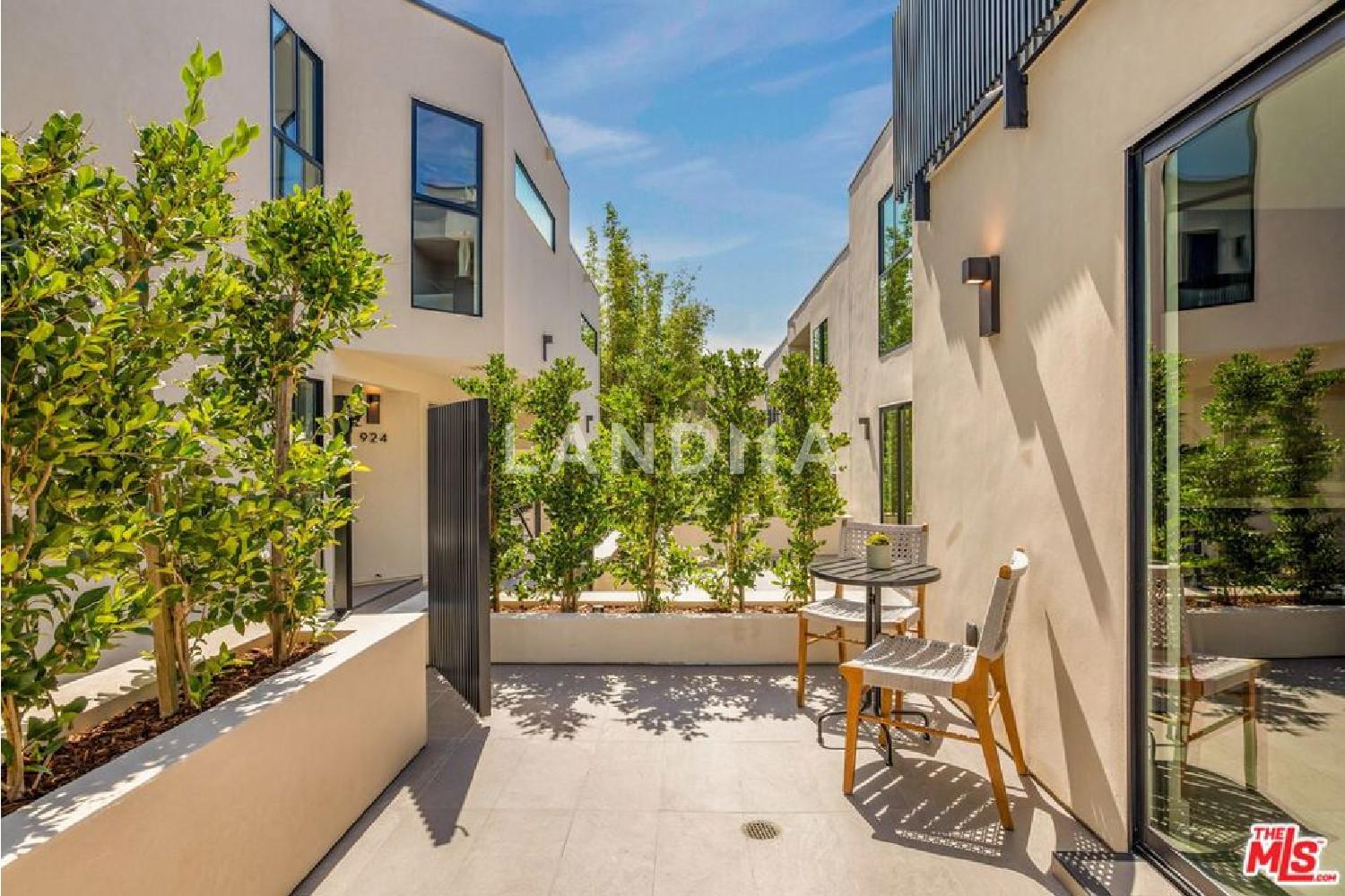 922 N West Knoll Drive 官网图片 22