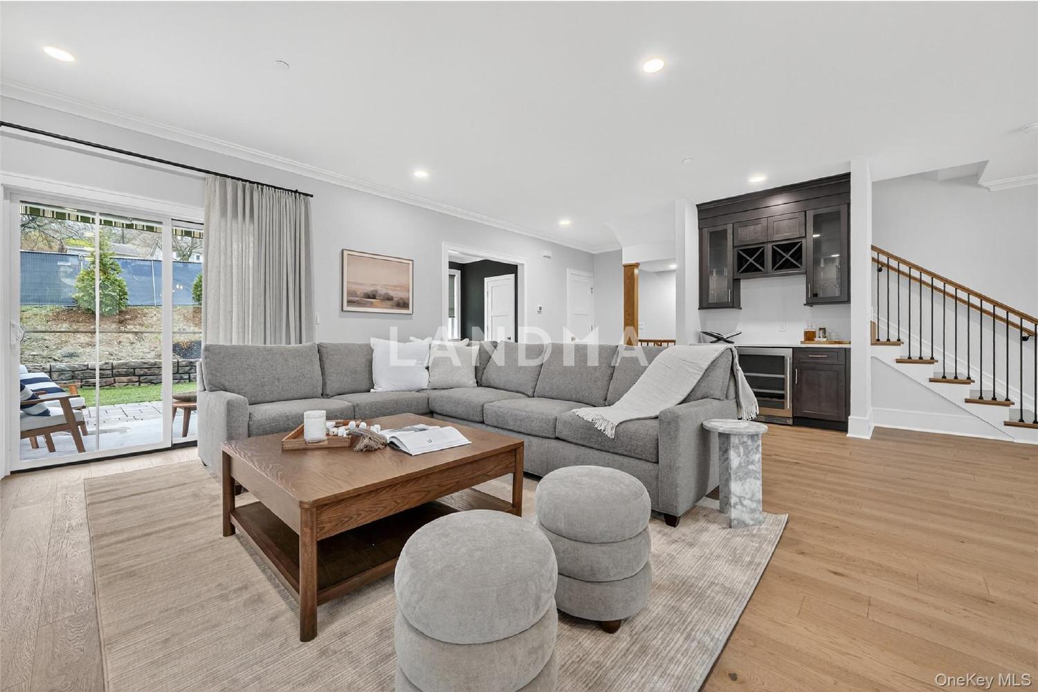 1817 Soundview Court 官网图片 9