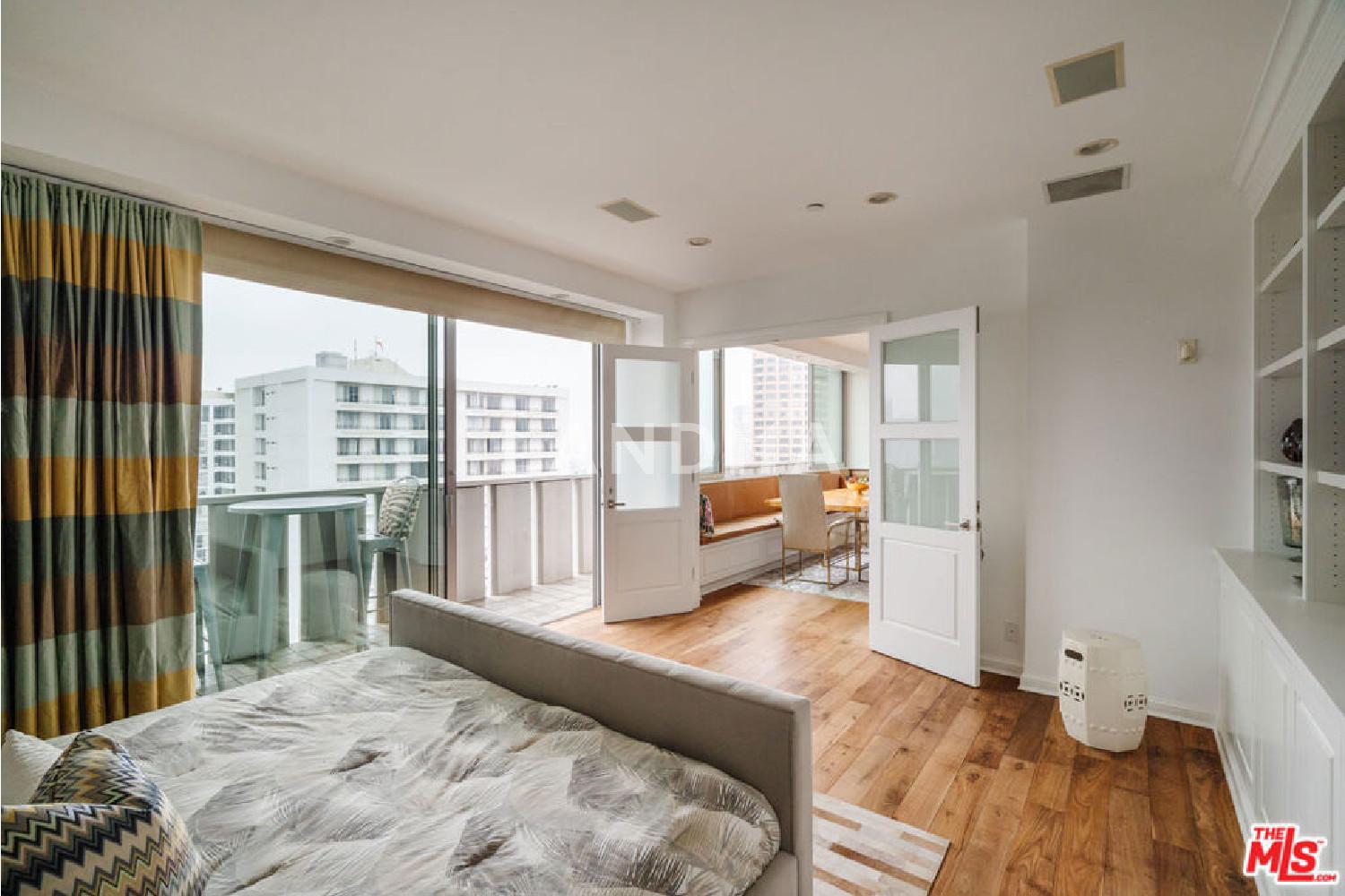 10375 Wilshire Boulevard #11H 官网图片 21