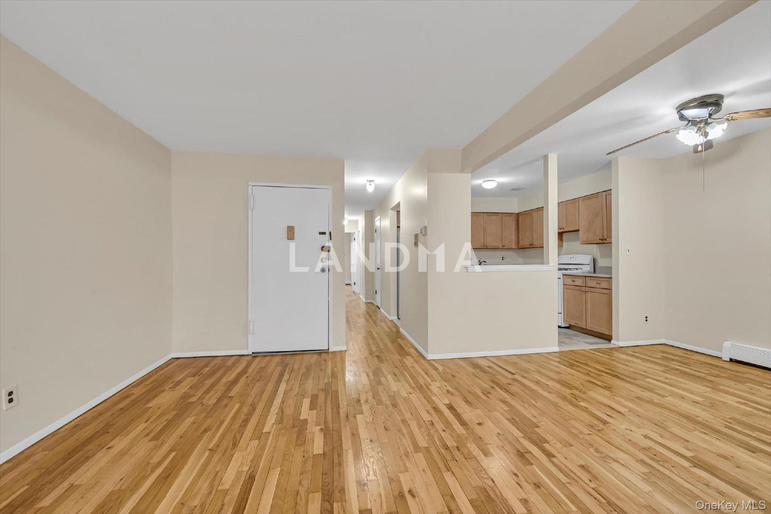 22030 64th Avenue  Unit 2Fl. 官网图片 4