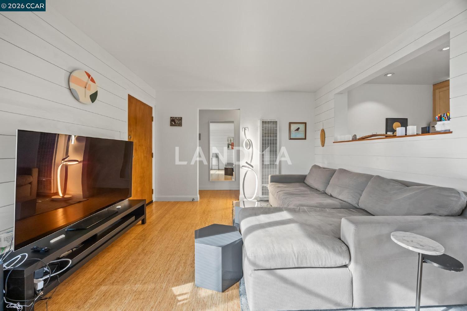 2327 10th Street #4 官网图片 6
