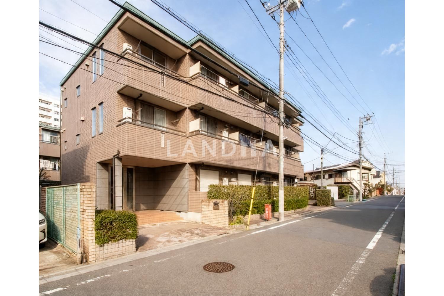 東京都練馬区錦二丁目17番2号 一棟売りアパート 470.48㎡