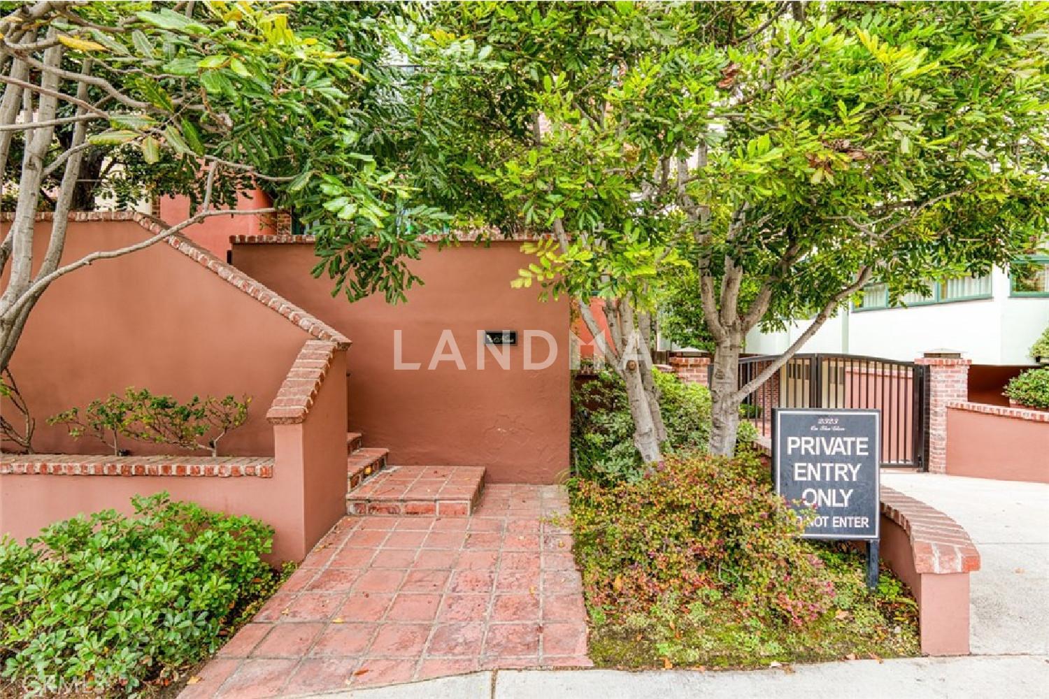 2323 S Beverly Glen Boulevard #9 官网图片 57