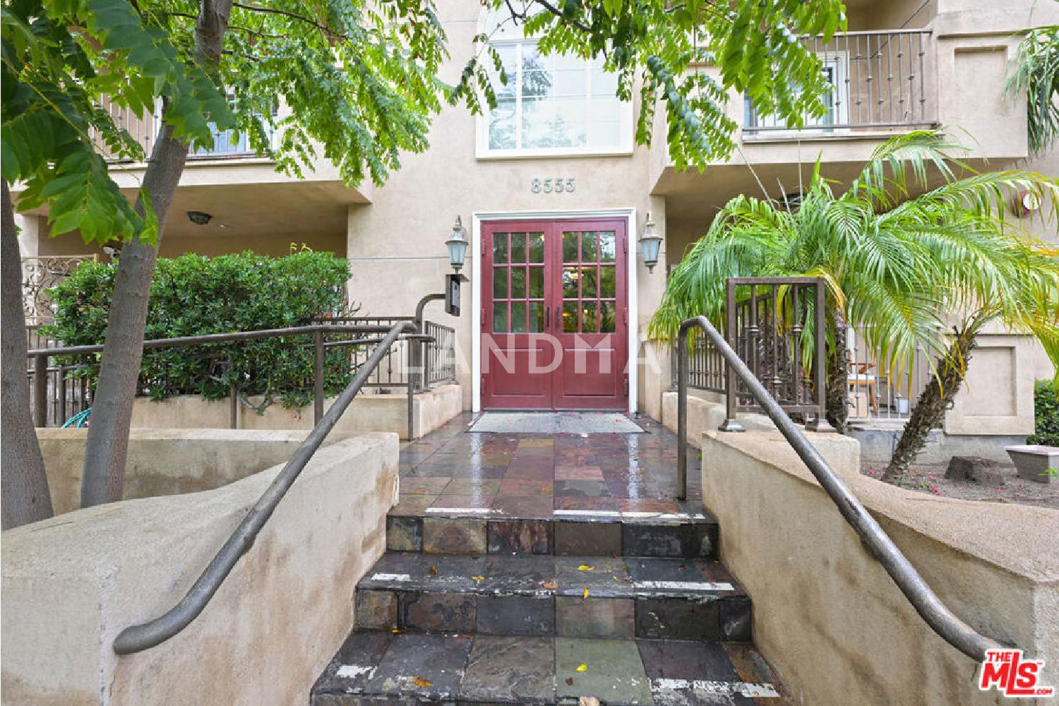 8555 Cashio Street #PH4 官网图片 33