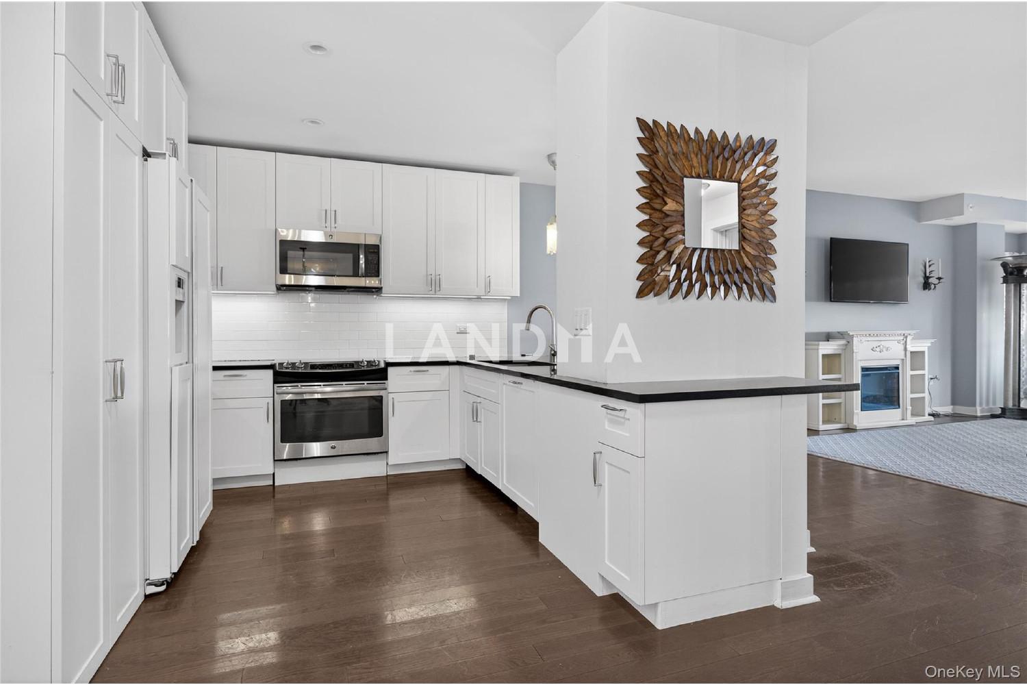 433 Main Street  Unit 103 官网图片 4