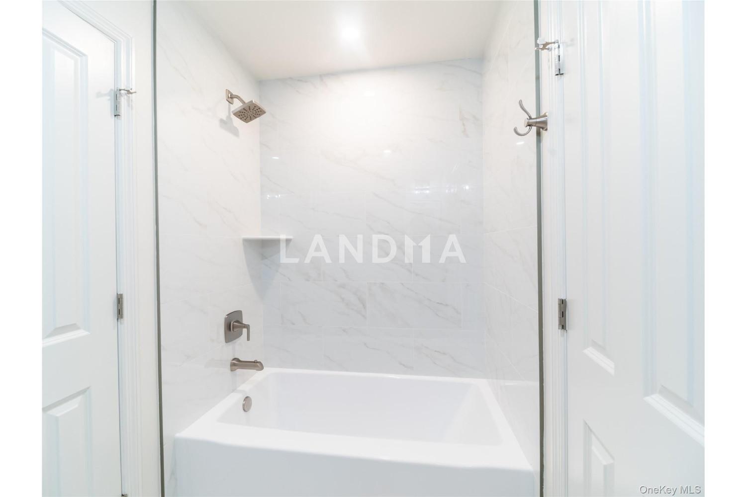 306 Regent Street  Unit B 官网图片 18