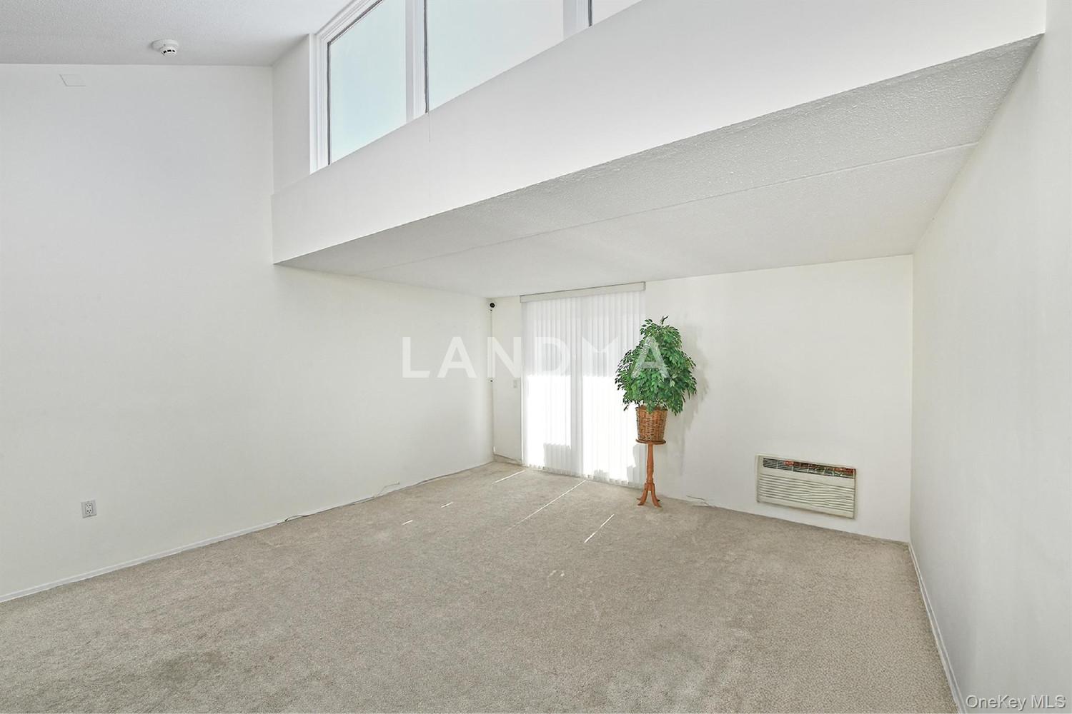 800 Willis Avenue  Unit 313 官网图片 9