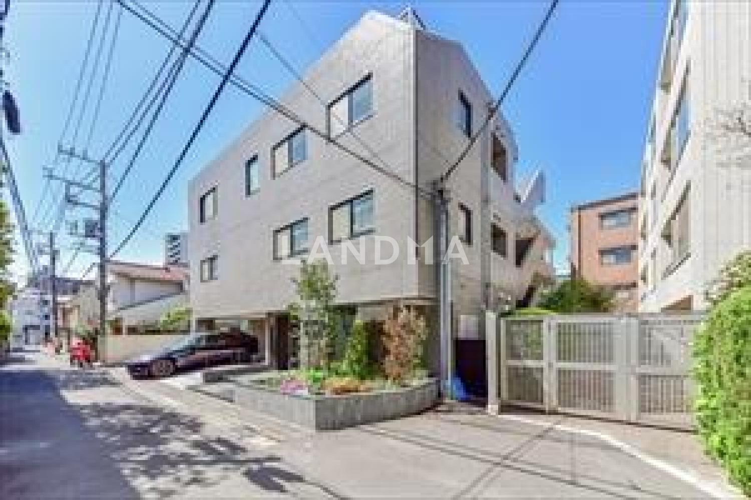 東京都港区三田2丁目 一棟売りマンション 443㎡