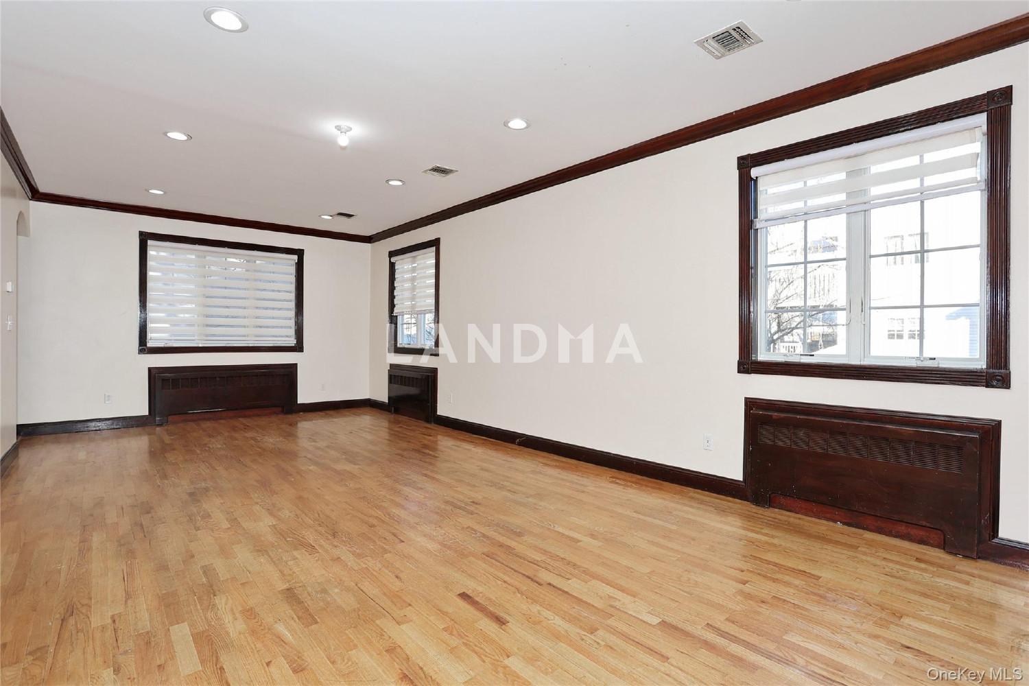 11 Laura Place  Unit 2 官网图片 8