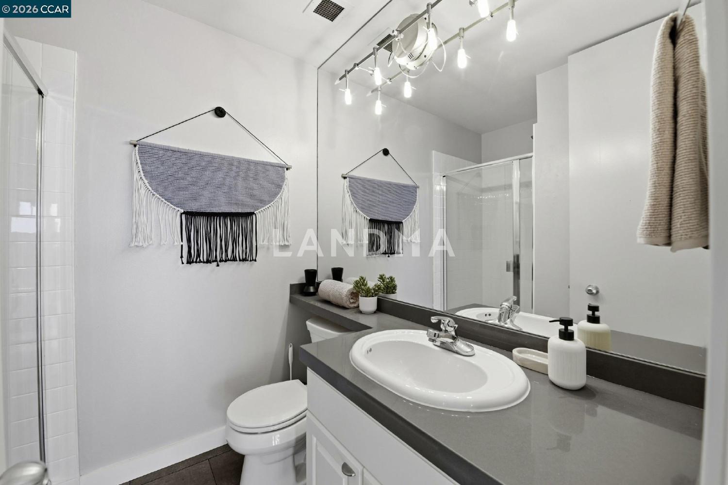 565 Bellevue Ave #1403 官网图片 23