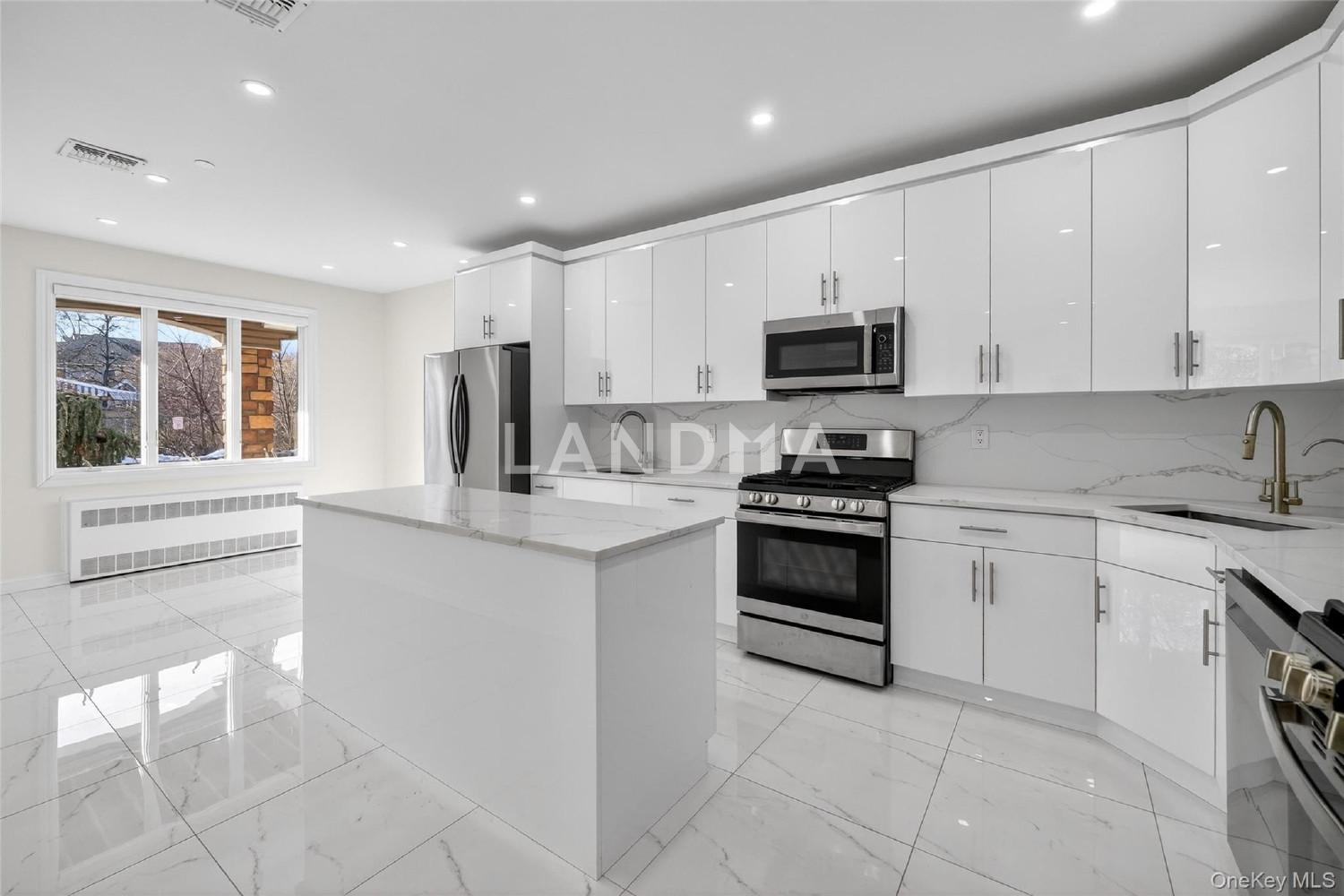 2 Bluefield Drive  Unit 103 官网图片 9