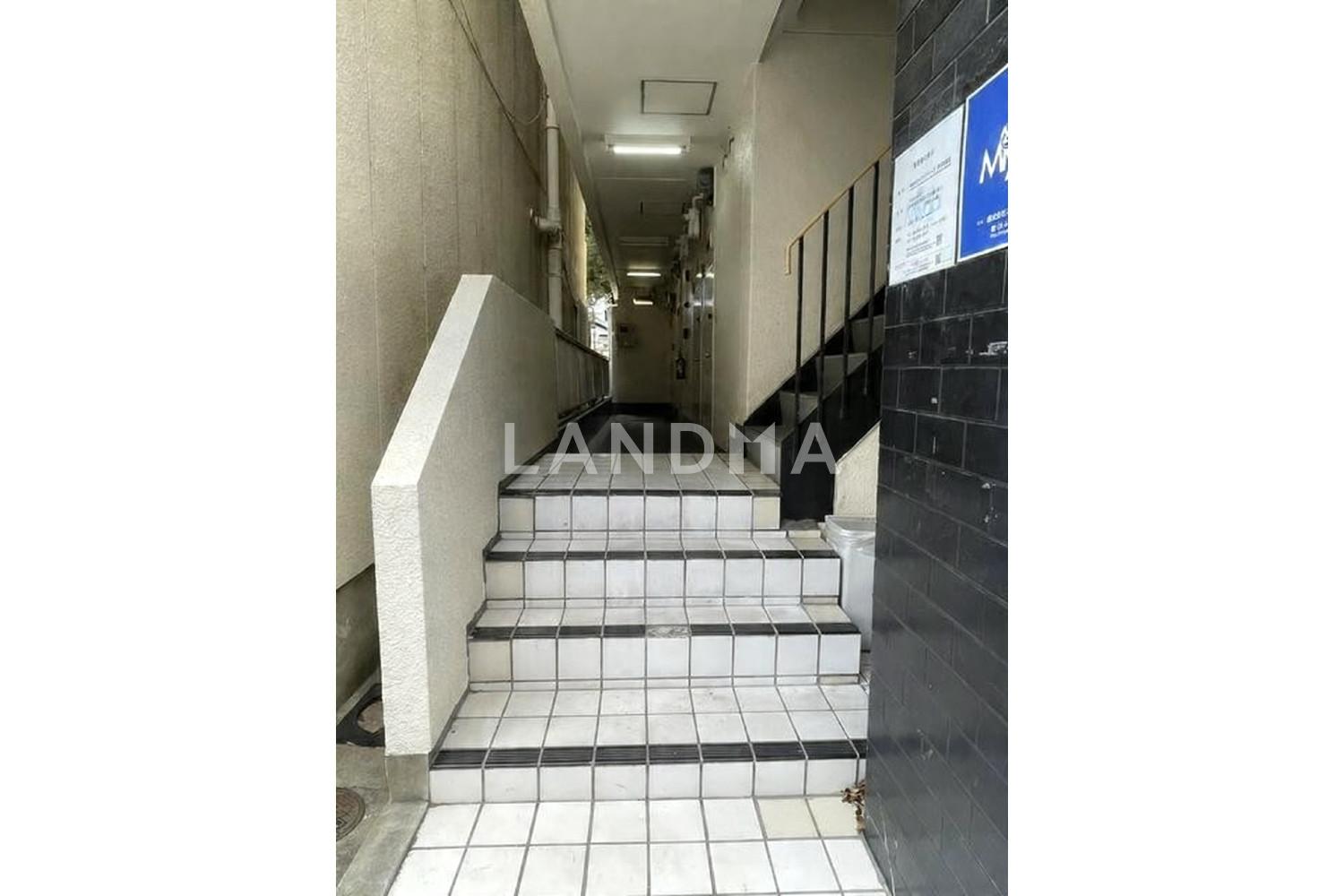 大阪府大阪市淀川区東三国2丁目18-30 一棟売りマンション 124.2㎡ 官网图片 7
