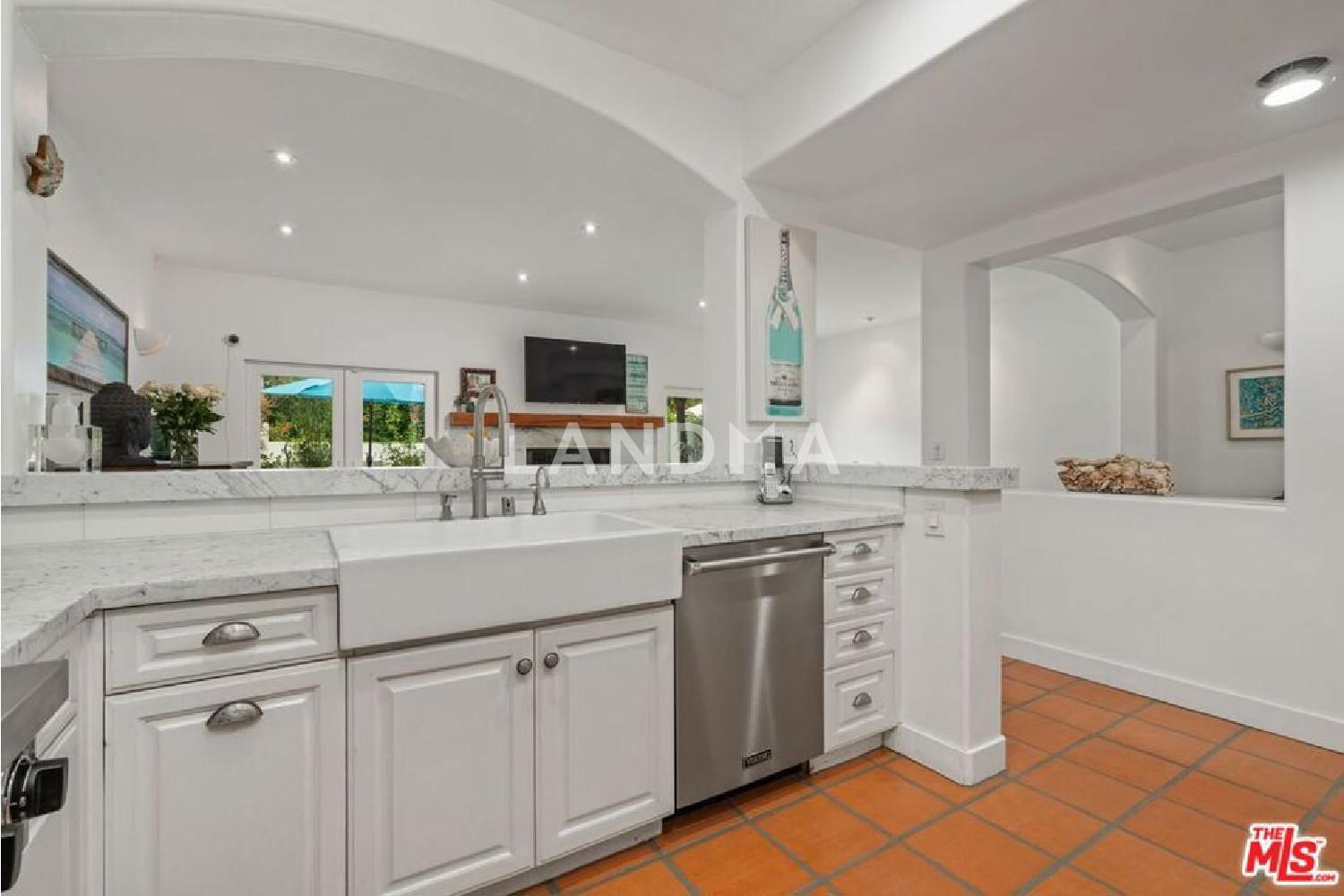 6435 Zumirez Drive #10 官网图片 6