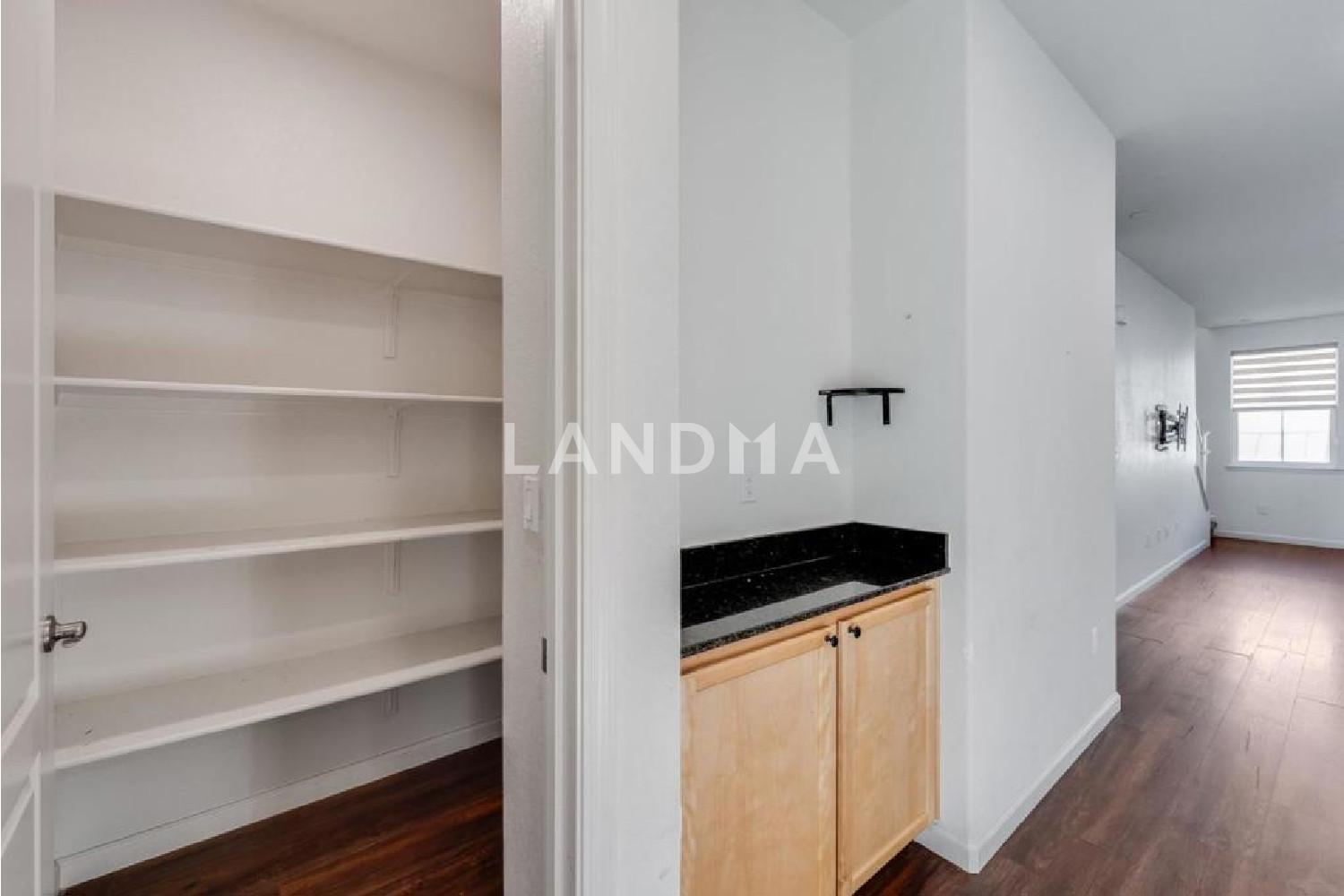 6914 Geyserville Street 官网图片 10