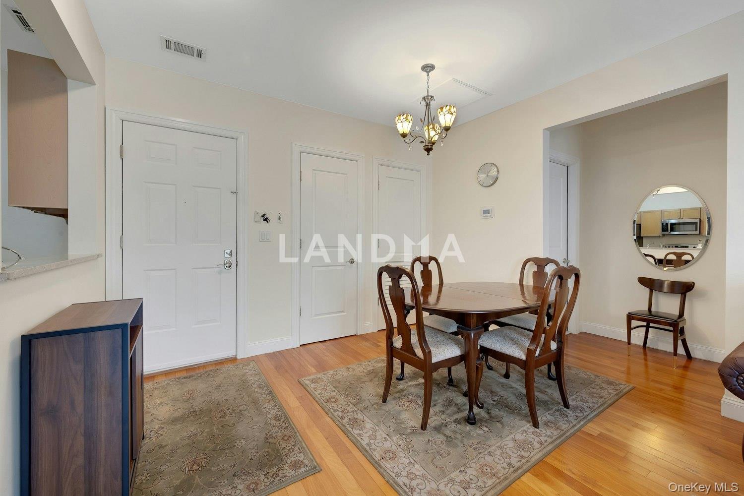 543 Main Street  Unit 605 官网图片 4